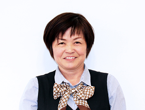管理部 課長 瓶田さん